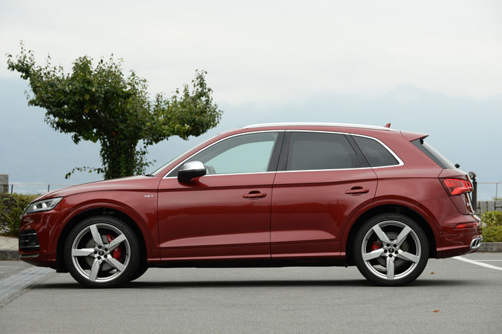 アウディ SQ5