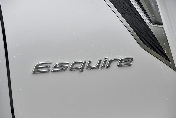 ESQUIRE Gi“Premium Package”TRD