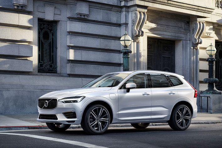 ボルボ 新型 XC60 T8 TwinEngine(PHV)AWD Inscription＜プラグインハイブリッドモデル＞