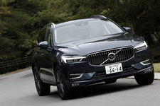 ボルボ 新型XC60 T5 AWD