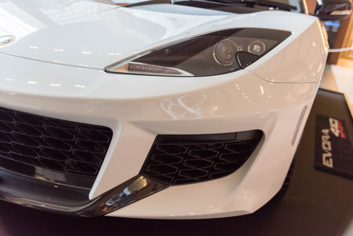 LOTUS NEW RANGE発表会