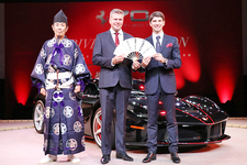 ラ・フェラーリ アペルタ