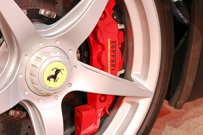 ラ・フェラーリ アペルタ