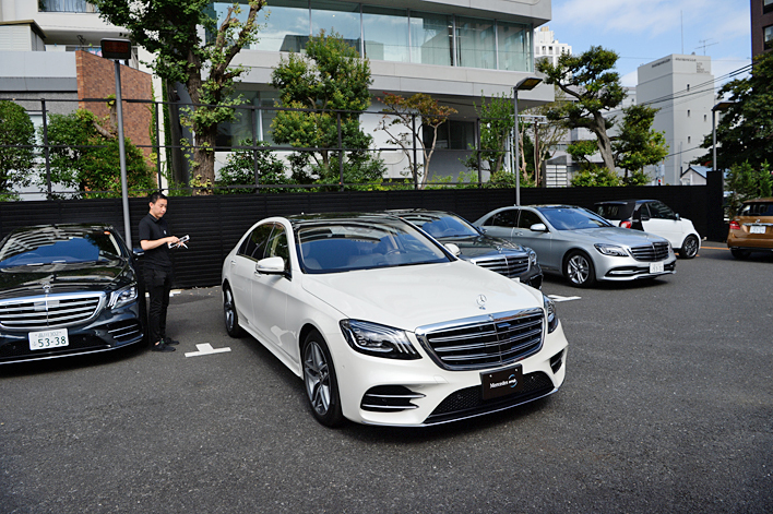 メルセデス・マイバッハS 560 4MATIC