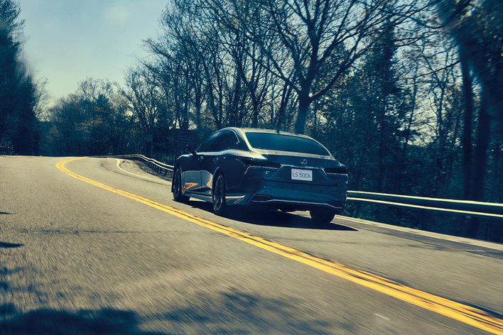 レクサス 新型LS