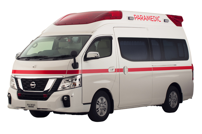 日産、高規格救急車「パラメディック」を20年ぶりにフルモデル