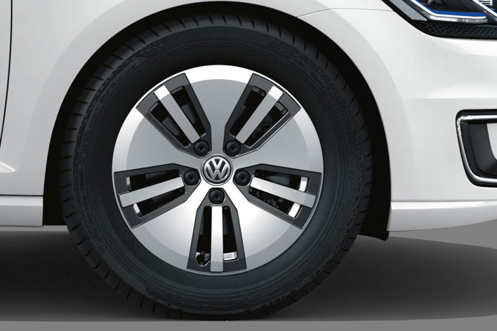 フォルクスワーゲン e-ゴルフ