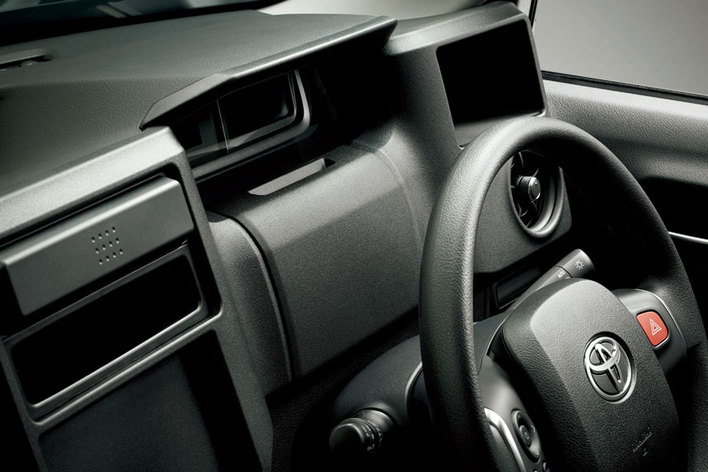 トヨタ　新型JPN TAXI