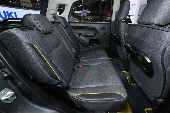 スズキ 新型クロスビー ストリート アドベンチャー