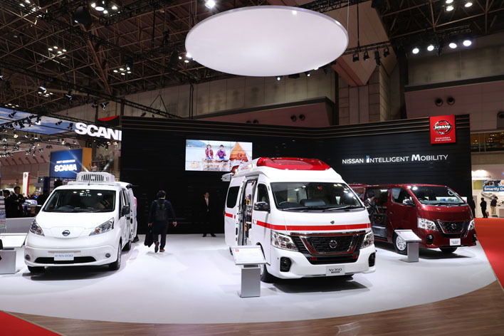 日産車体ブース