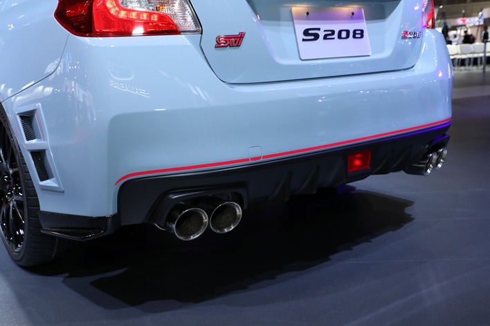 スバル WRX STI特別仕様車 S208