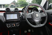 スズキ 新型スイフトスポーツ／2017-18 日本カー・オブ・ザ・イヤー 10ベストカー