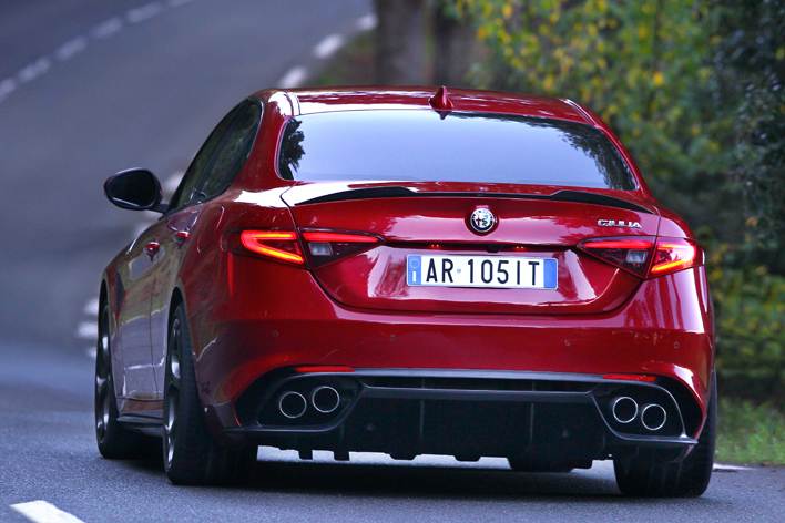 アルファロメオ 新型ジュリア／2017-18 日本カー・オブ・ザ・イヤー 10ベストカー