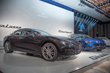 マセラティ ギブリ　グランルッソ エクステリア