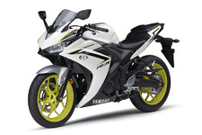 ヤマハ YZF-R3A　ホワイトメタリック