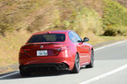 Alfa Romeo GIULIA QUADRIFOGLIO(アルファ ロメオ ジュリア クアドリフォリオ)[FR]