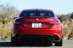 Alfa Romeo GIULIA QUADRIFOGLIO(アルファ ロメオ ジュリア クアドリフォリオ)[FR]