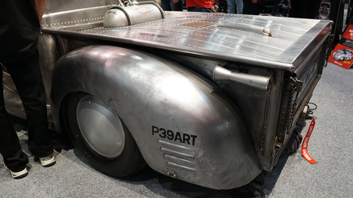 プリマスPT81に航空エンジンを搭載