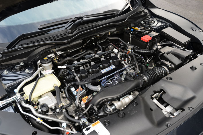 ホンダ 新型シビック セダン