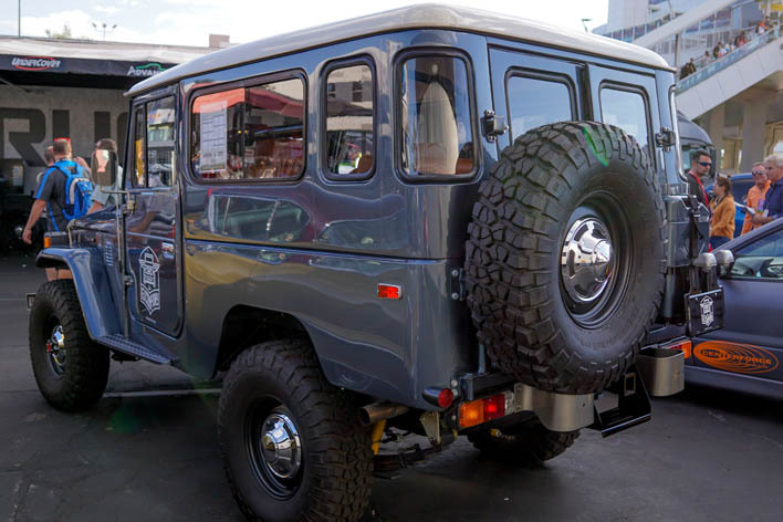 FJ40系ランクルが2300万円！？アメリカでも人気のトヨタ ランドクルーザー大特集【SEMAショー2017】(画像ギャラリー No.2