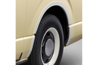 トヨタ ハイエース 50周年記念のコンプリートカー”Relaxbase（リラクベース）”