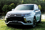 三菱 アウトランダーPHEV G Limited Edition