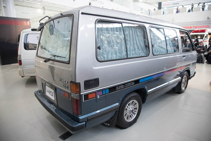 3代目ハイエース エクステリア