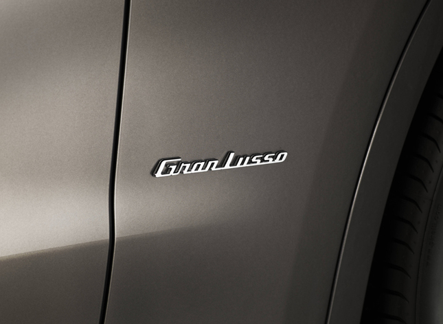 マセラティ レヴァンテ グランロッソ