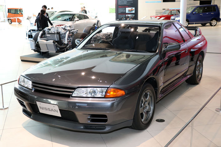 日産 スカイラインGT-R(R32型)