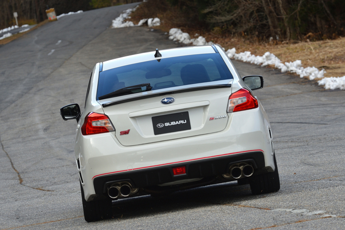 スバル Wrx Sti S8独占試乗レポート 価格710万円の究極ロードゴーイングstiを徹底評価 2 3 徹底検証 17年新型車種ー試乗レポート Mota