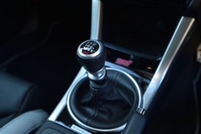 車のニュートラルギア Nギア は何のため 意味や正しい使い方を解説 初心者必見 編集部が語る自動車購入ノウハウ Mota