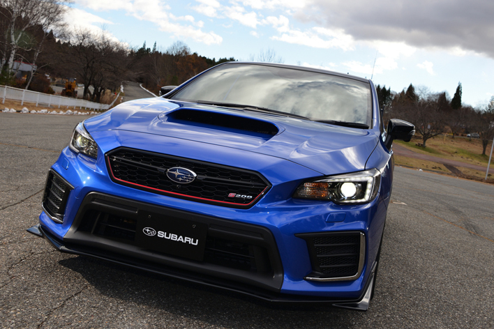 スバル 新型WRX STI S208 NBR CHALLENGE PACKAGE[350台限定]