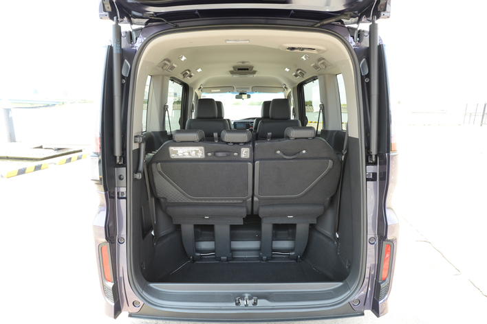 ホンダ ステップワゴン スパーダ 先代モデル（旧型）