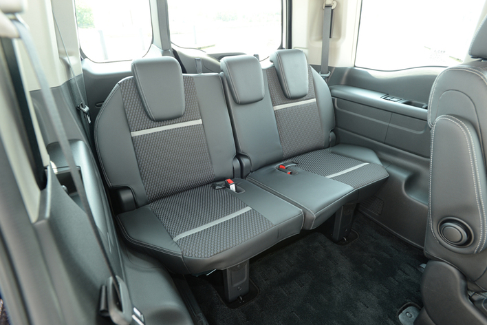 ホンダ ステップワゴン スパーダ 先代モデル（旧型）