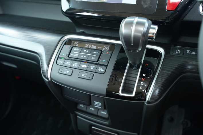 ホンダ ステップワゴン スパーダ 先代モデル（旧型）