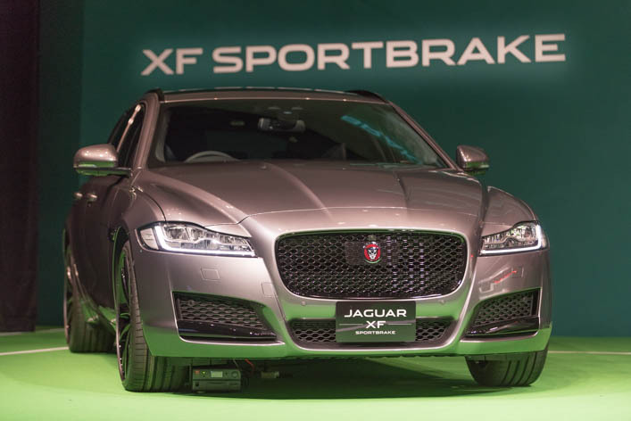 ジャガー新型XFスポーツブレイク