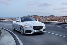 ジャガー XF 2018年モデル