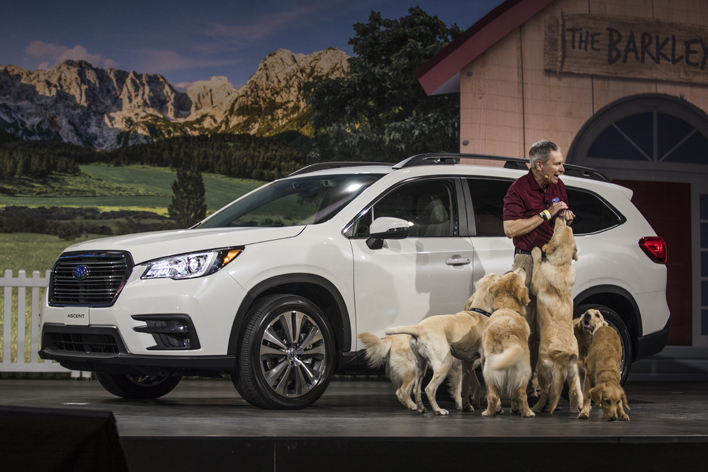 スバル 新型アセント（北米仕様車）