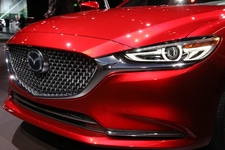 マツダ 新型アテンザ(2018年ビッグマイナーチェンジモデル)[画像は北米向け：マツダ 6]【LAショー2017】