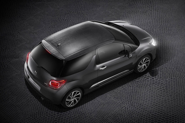 シトロエン Ds3 10台のみの限定車 ブラックレザール が登場 トカゲ柄のルーフパネル採用 画像ギャラリー No 1 業界先取り 業界ニュース 自動車ニュース21国産車から輸入車まで Mota シトロエン Ds3 10台のみの限定車 ブラックレザール が登場 トカゲ柄のルーフパネル採用 画像ギャラリー No 1 業界先取り 業界ニュース 自動車ニュース21国産車から輸入車まで Mota