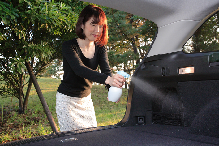 車の匂いを消す方法 車内がクサくなる原因と消臭するやり方を紹介 初心者必見 編集部が語る自動車購入ノウハウ Mota