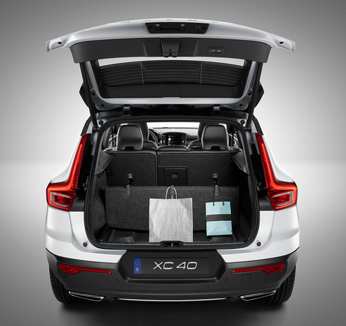 ボルボ 新型XC40