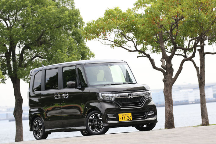 ホンダ N-BOXカスタム