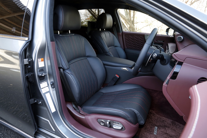 レクサス LS500h EXECUTIVE