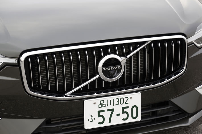 [BMW X3 vs VOLVO XC60 どっちが買い！？]