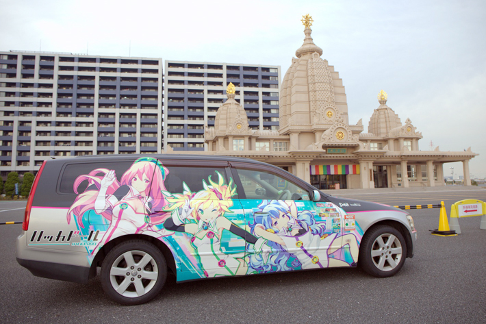 史上初 川崎大師で痛車 痛バイク100台の一斉交通安全祈願イベントを実施 画像ギャラリー No 5 業界先取り 業界ニュース 自動車ニュース23国産車から輸入車まで Mota