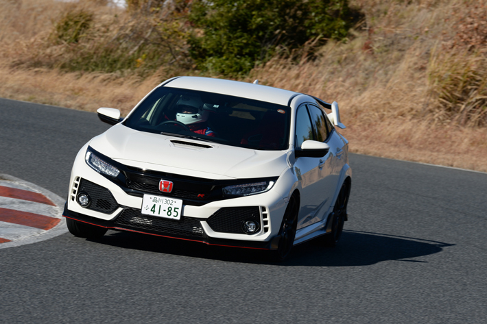 Ff車 Fr車って何 それぞれの駆動方式のメリットとデメリット 走りの違いを解説 初心者必見 編集部が語る自動車購入ノウハウ Mota