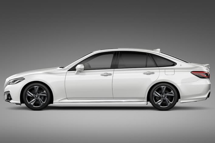 トヨタ 新型クラウンコンセプト（東京モーターショー）