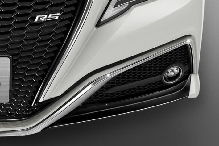 トヨタ 新型クラウンコンセプト（東京モーターショー）