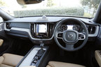 ボルボ XC60 T5 AWD Inscription(インスクリプション)<Drive-E 直4 2.0リッターガソリン直噴ターボ>